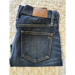 Madewell Cali Demi-Boot Jeans Dark Wash Women's Size 26 Ripped Knee Frayed Hem